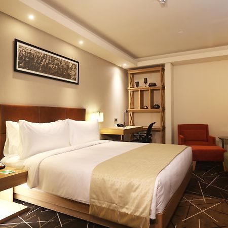 Holiday Inn Chennai Omr It Expressway By Ihg Eksteriør bilde